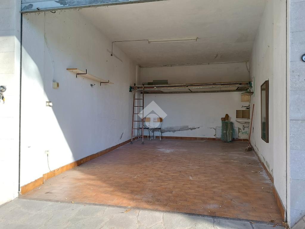 Box Via Franco Alfano, Sanremo - photo 2