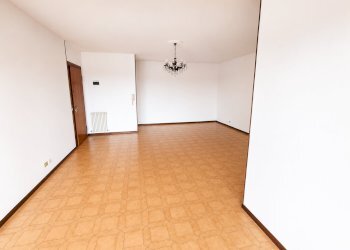 Four-room apartment via Pavia, Modena (neighborhood Morane - Contrada) - photo 6