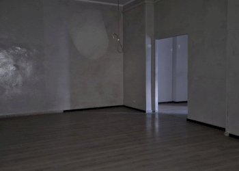 Locale Commerciale VIA SICCARDI, Chivasso - foto 6