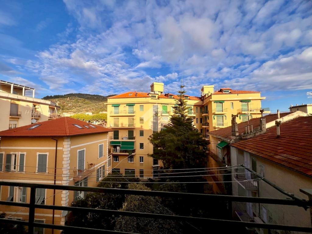 Two-room apartment Via Santuario, Finale Ligure - photo 1