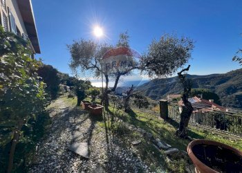 Villa via dei caduti, 85 
 Leivi, Leivi - foto 70