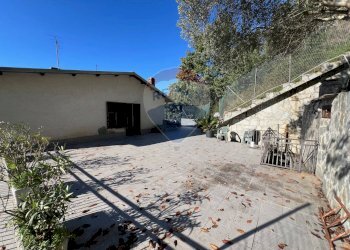 Villa via dei caduti, 85 
 Leivi, Leivi - foto 76