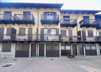 Villa a Schiera Via San Lorenzo, Oulx - foto 1