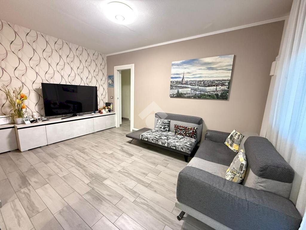 Three-room apartment Viale Partigiani, Collegno - photo 2