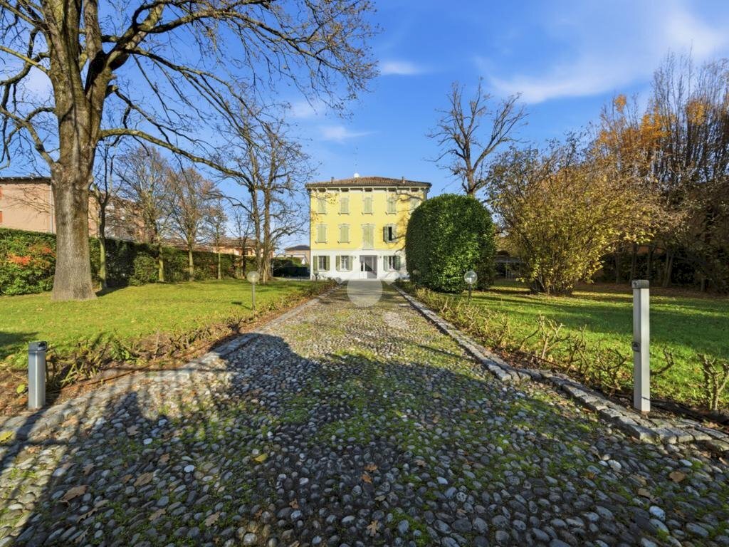 Villa Viale Vittorio Saltini, Correggio - foto 1