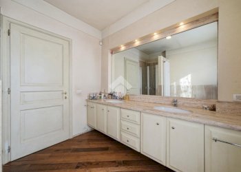 Villa Viale Vittorio Saltini, Correggio - foto 23