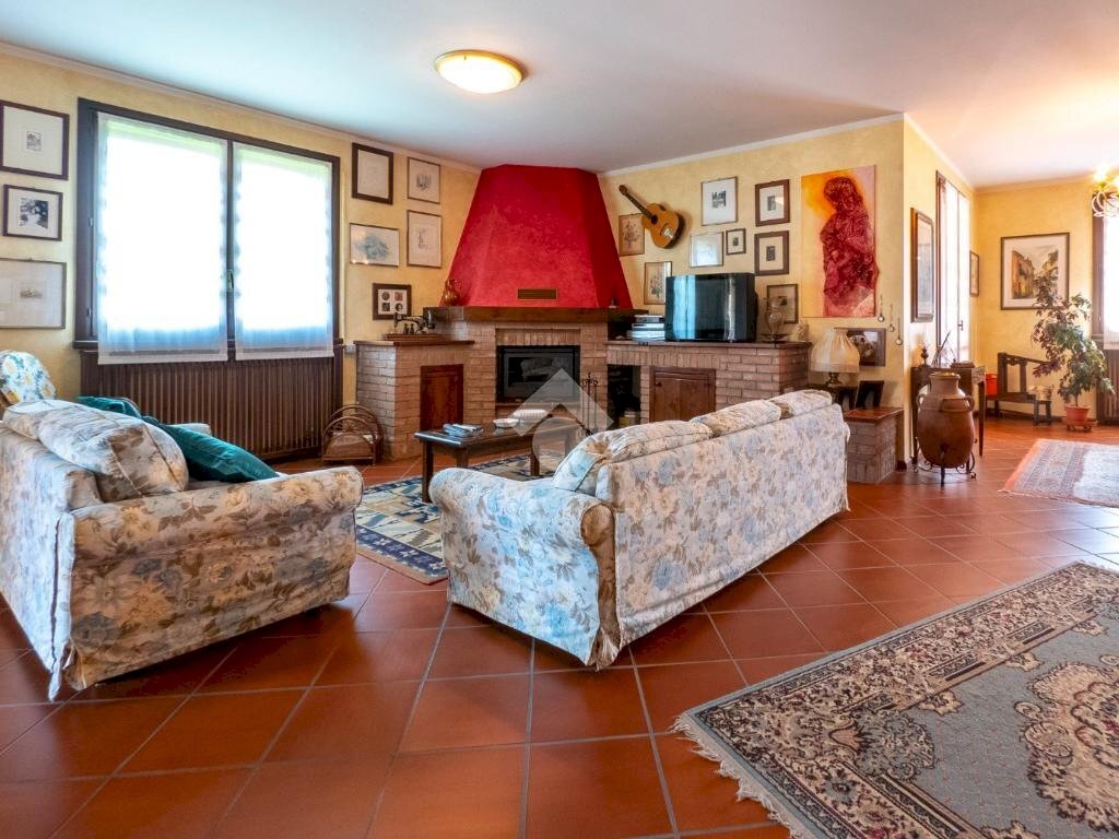 Porzione di casa Via Po, Reggio nell'Emilia - foto 2