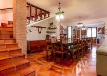 Porzione di casa Via Po, Reggio nell'Emilia - foto 6
