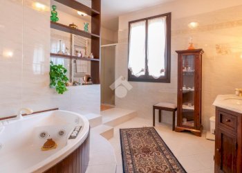 Porzione di casa Via Po, Reggio nell'Emilia - foto 14