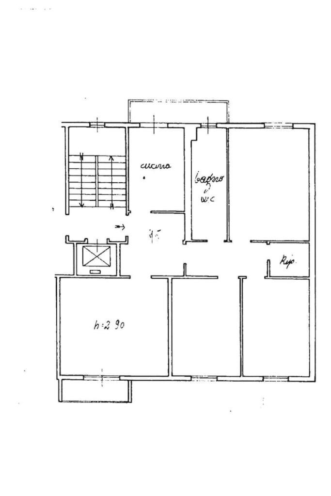 Four-room apartment Via dei larici, Milano (neighborhood Quartiere degli Olmi) - floor plans 1