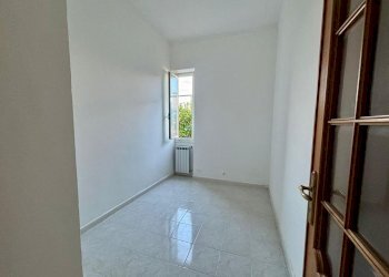 Trilocale VIA SANT' ELIA, Genova (zona Sestri Ponente) - foto 5