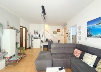 Three-room apartment Via gramsci, Cesate - photo 9