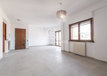 Foto 1 - Three-room apartment Via Monte Pellecchia
 
21, Monterotondo - photo 1