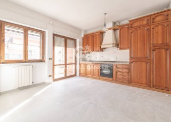 Foto 11 - Three-room apartment Via Monte Pellecchia
 
21, Monterotondo - photo 11