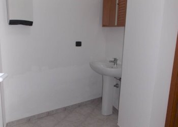 Foto 14 - Locale Commerciale Via Padre Carlo Orazi, Castorano - foto 14