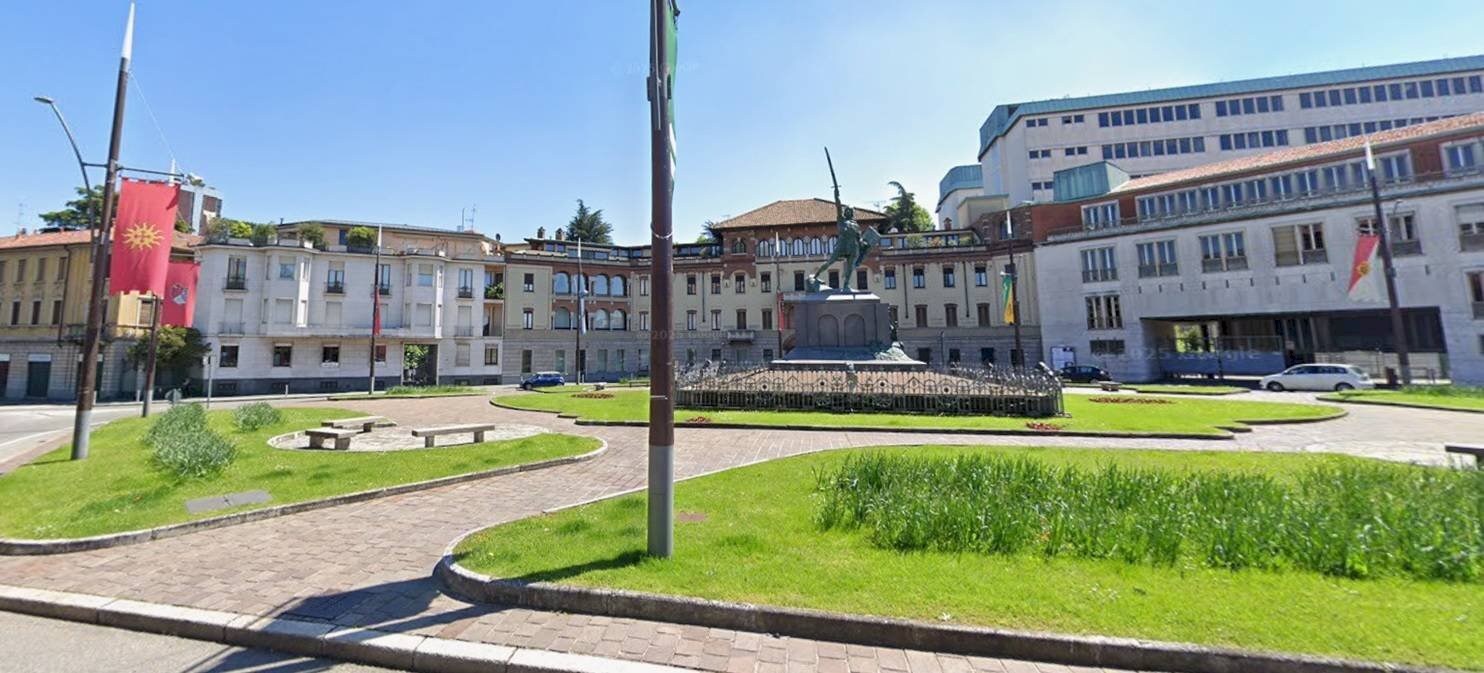 Foto 1 - Ufficio Piazza Monumento
 
4, Legnano - foto 1
