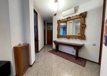 Foto 13 - Ufficio Piazza Monumento
 
4, Legnano - foto 13