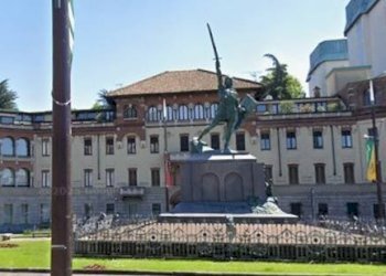 Foto 19 - Ufficio Piazza Monumento
 
4, Legnano - foto 19