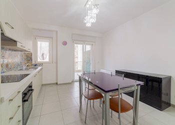 Foto 2 - Trilocale Via Duca degli Abruzzi
 
19, Vasto - foto 2