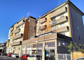 Edificio all\'aperto - Trilocale Via Casati
 
49, Magenta - foto 20