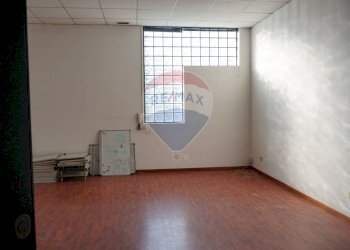 Negozio - Negozio Via Kennedy
 
28, Brugherio - foto 4