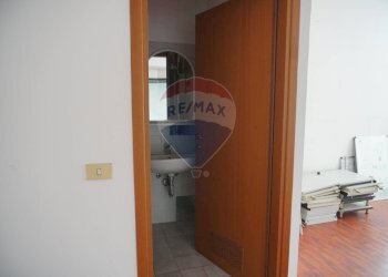 Negozio - Negozio Via Kennedy
 
28, Brugherio - foto 15