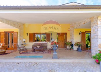 Casa all\'aperto - Villa Via Algardi
 
13, Casamassima - foto 5