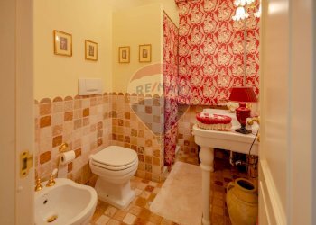 Bagno - Villa Via Algardi
 
13, Casamassima - foto 8