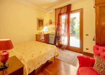 Camera / camera da letto - Villa Via Algardi
 
13, Casamassima - foto 9