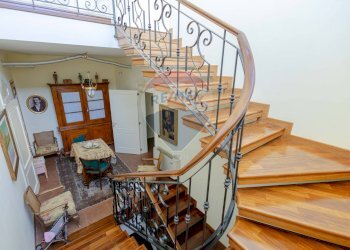 Scale - Villa Via Algardi
 
13, Casamassima - foto 15