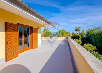 Terrazza - Villa Via Algardi
 
13, Casamassima - foto 17