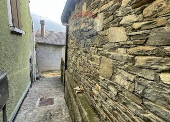 Terrazza - Casa semi indipendente Via Madonna Della Guardia, Maccagno con Pino e Veddasca - foto 2