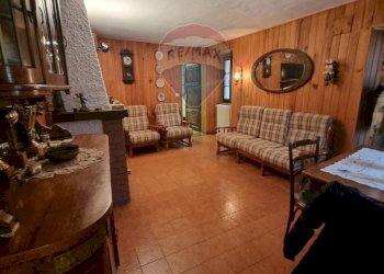 Sala da pranzo - Casa semi indipendente Bonaita
 
8, Agra - foto 2