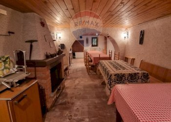 Sala da pranzo - Casa semi indipendente Bonaita
 
8, Agra - foto 15