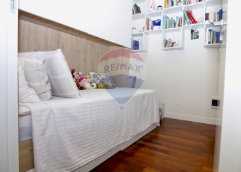 Camera / camera da letto - Bilocale Piazza Esquilino
 
5, Milano - foto 14