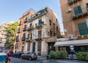 Edificio all\'aperto - Trilocale Via Isidoro La Lumia
 
79, Palermo - foto 45