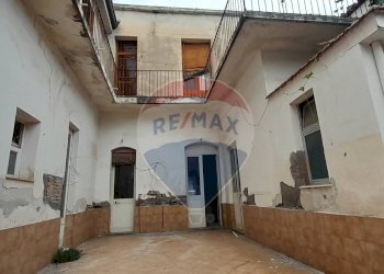 Casa all\'aperto - Casa indipendente Via San Vincenzo
 
47, Fiumefreddo di Sicilia - foto 14