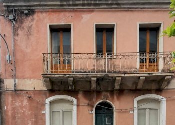 Edificio all\'aperto - Casa indipendente Via San Vincenzo
 
47, Fiumefreddo di Sicilia - foto 1