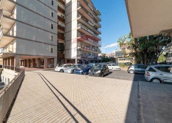 Edificio all\'aperto - Appartamento VIA ANDREA DORIA
 
55, Catania - foto 10