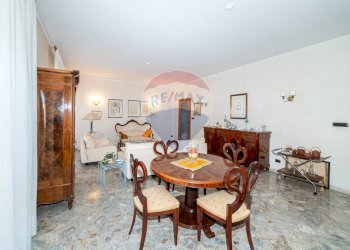 Sala da pranzo - Appartamento VIA ANDREA DORIA
 
55, Catania - foto 35