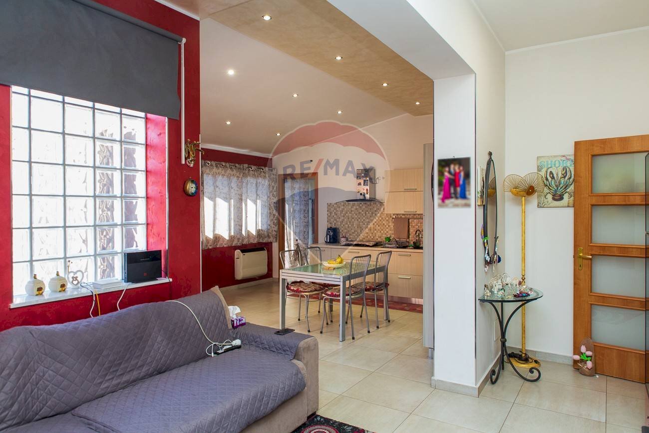 Sala da pranzo - Trilocale via Licata, Lentini - foto 2