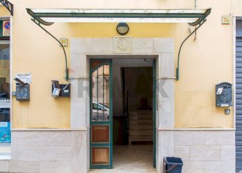 Edificio all\'aperto - Appartamento Via Monsignor Giuseppe La Vaccara
 
34, Piazza Armerina - foto 3