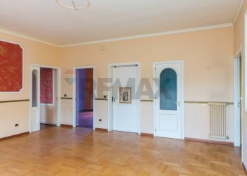 Stanza vuota - Appartamento Via Monsignor Giuseppe La Vaccara
 
34, Piazza Armerina - foto 8