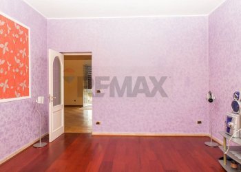 Stanza vuota - Appartamento Via Monsignor Giuseppe La Vaccara
 
34, Piazza Armerina - foto 25