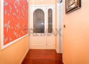 Hall / corridoio - Appartamento Via Monsignor Giuseppe La Vaccara
 
34, Piazza Armerina - foto 31