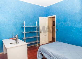 Camera / camera da letto - Appartamento Via Monsignor Giuseppe La Vaccara
 
34, Piazza Armerina - foto 34