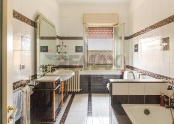 Bagno - Appartamento Via Monsignor Giuseppe La Vaccara
 
34, Piazza Armerina - foto 44