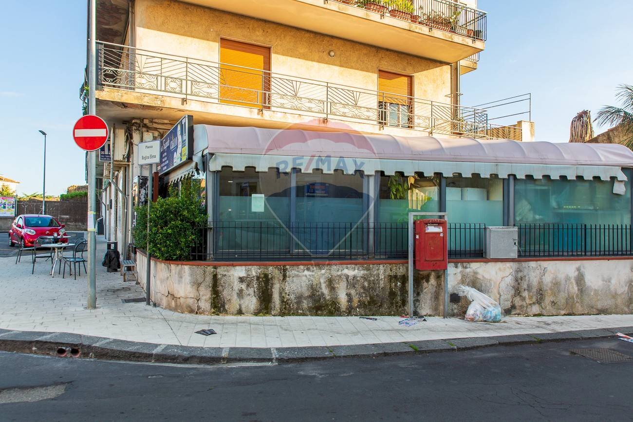 Edificio all\'aperto - Cafeteria - Cold Bar VIA DEODATO
 
178, San Giovanni la Punta - photo 1