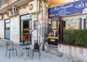 Terrazza - Cafeteria - Cold Bar VIA DEODATO
 
178, San Giovanni la Punta - photo 5