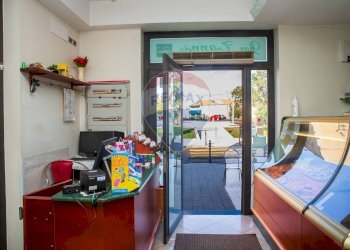 Camera / camera da letto - Cafeteria - Cold Bar VIA DEODATO
 
178, San Giovanni la Punta - photo 9